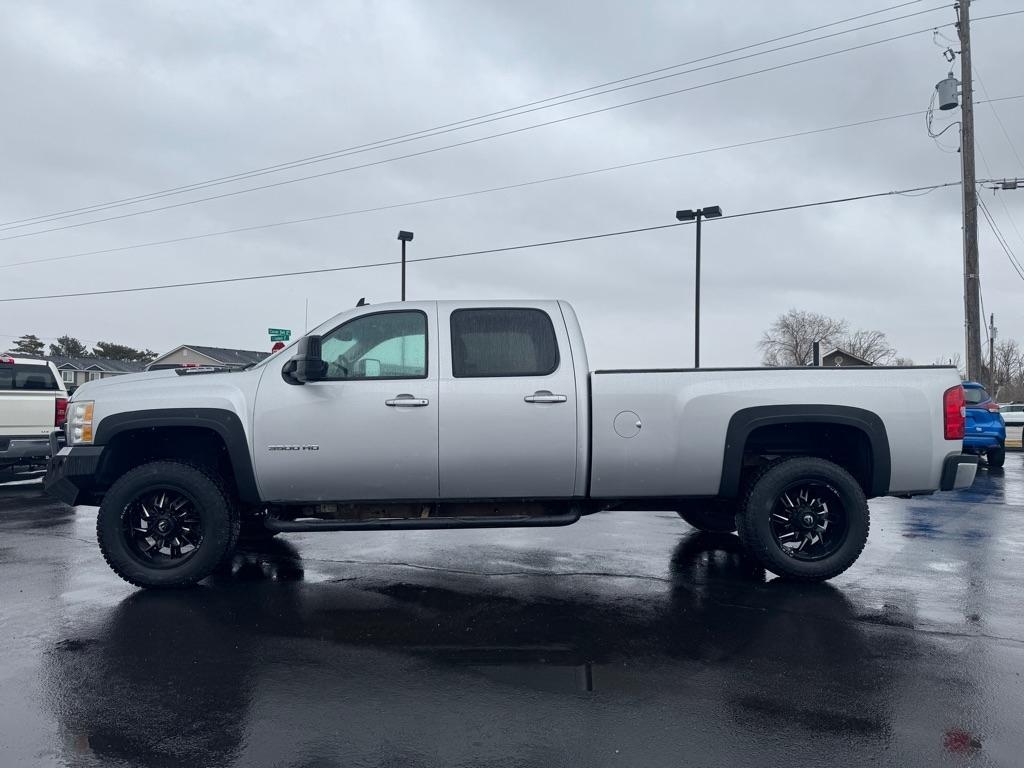 Chevrolet Silverado 3500HD  2011