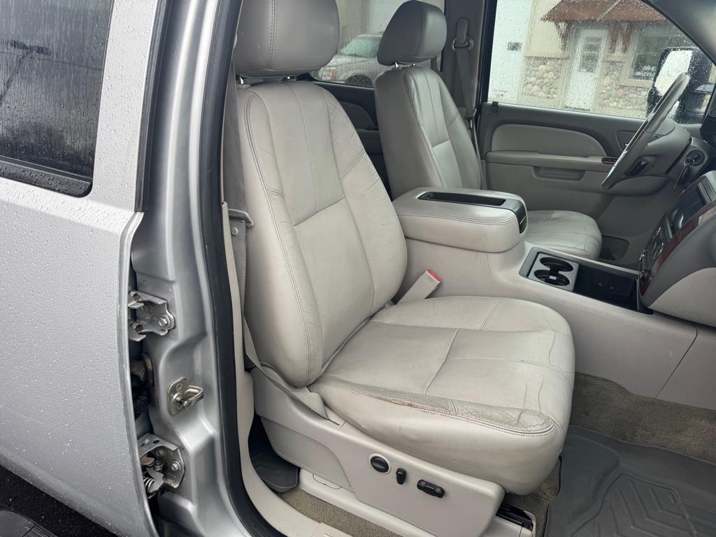 Chevrolet Silverado 3500HD  2011