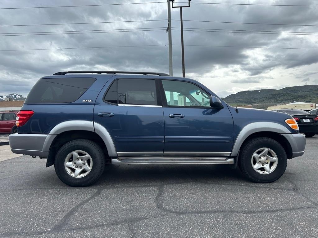2002 Toyota Sequoia SR5