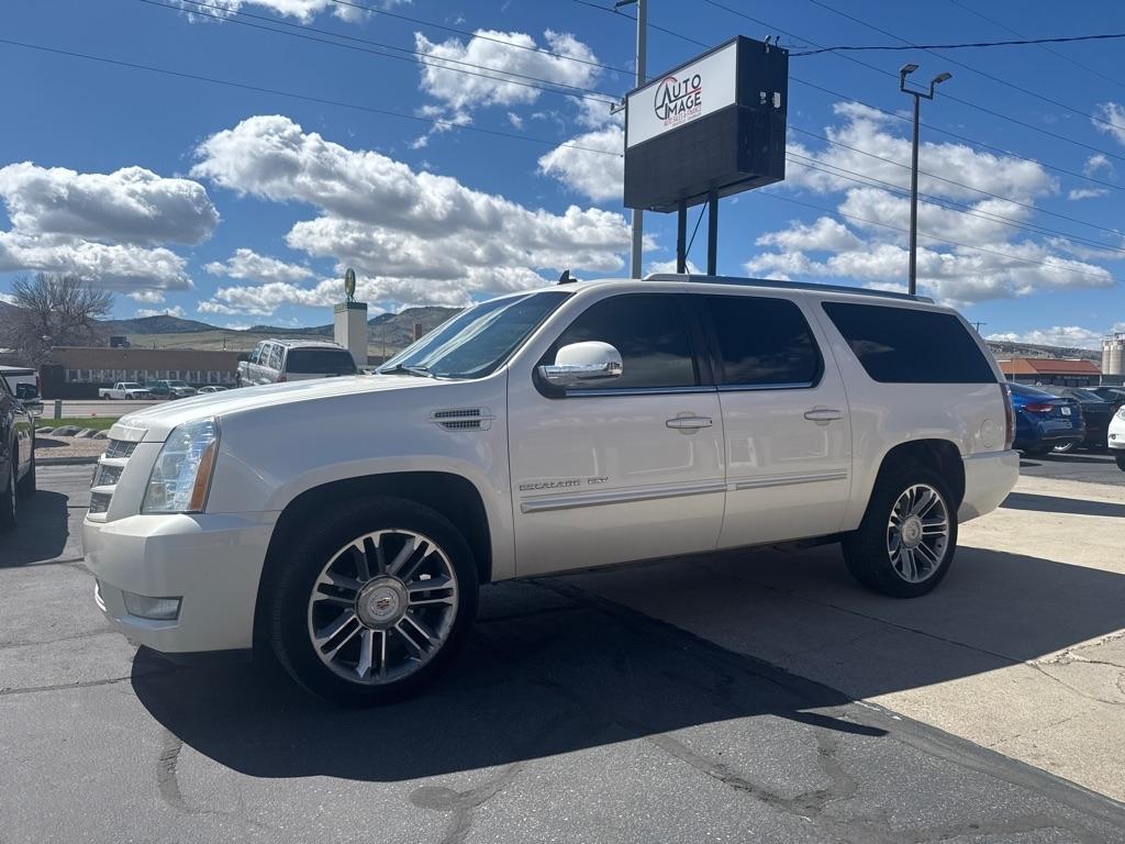 Cadillac Escalade  2013