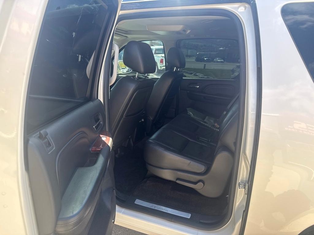 Cadillac Escalade  2013