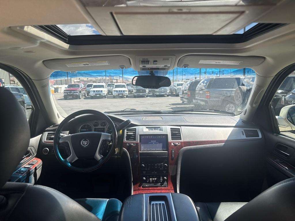 Cadillac Escalade  2013