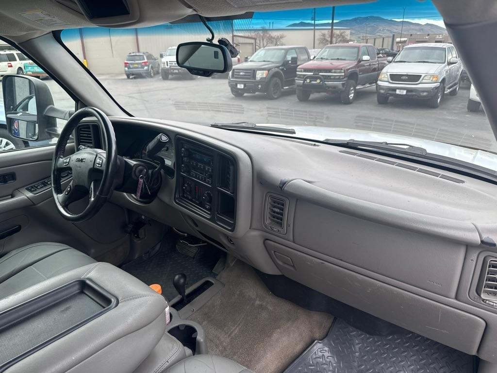 GMC Sierra Classic 2500HD  2007