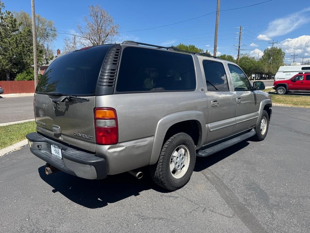 Chevrolet Suburban  2002