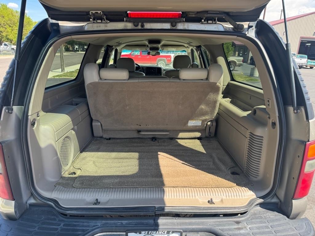 Chevrolet Suburban  2002