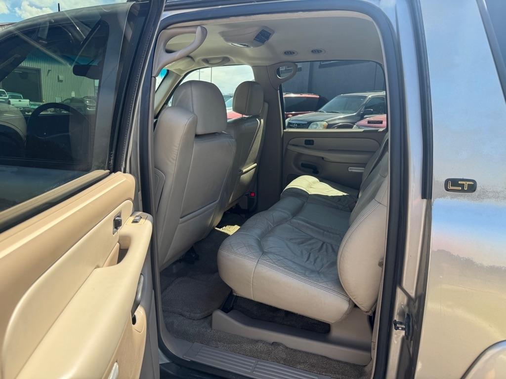 Chevrolet Suburban  2002