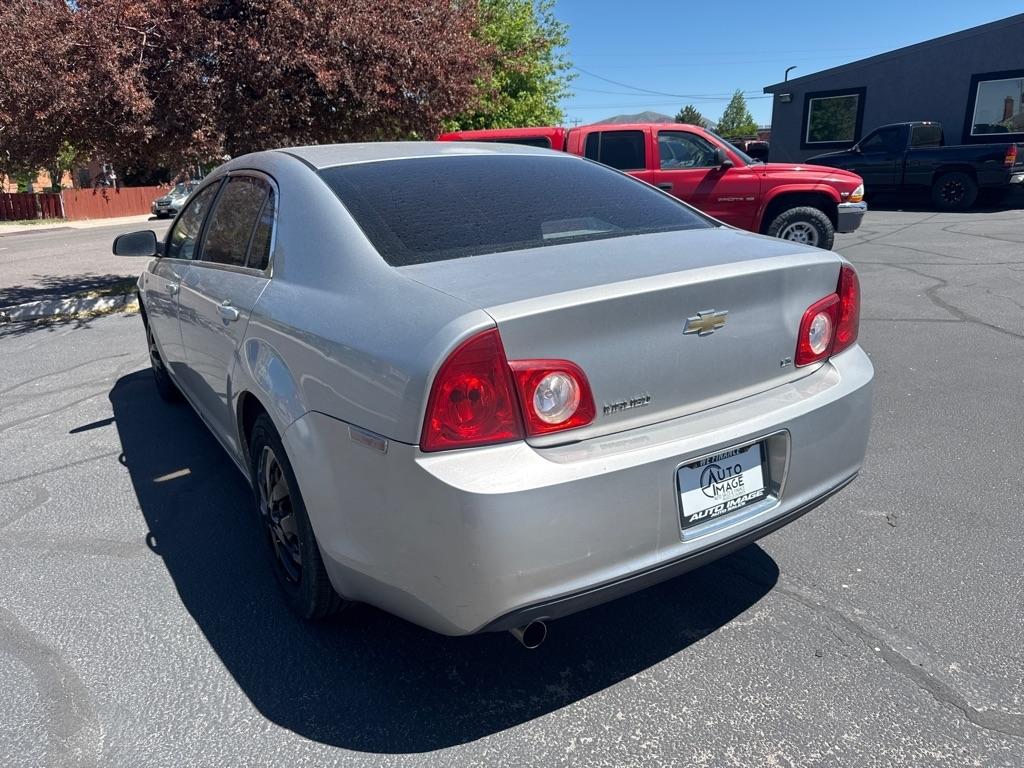 Chevrolet Malibu  2008