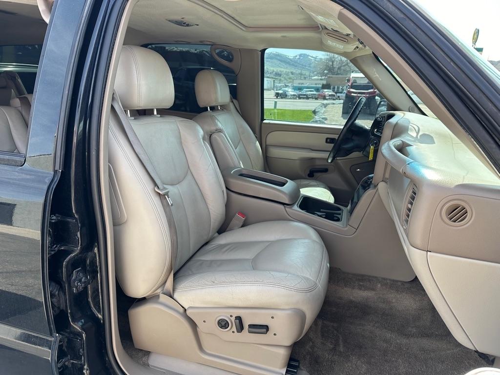Chevrolet Suburban  2003