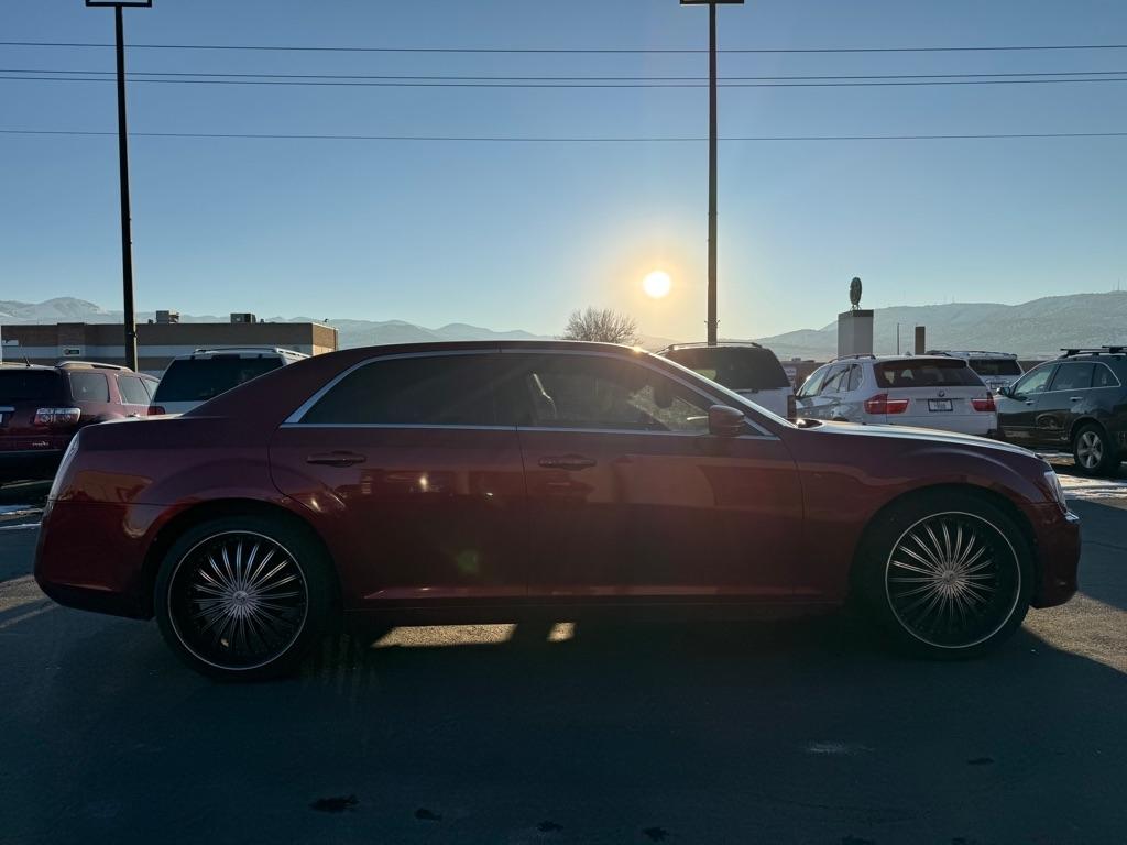 Chrysler 300  2013