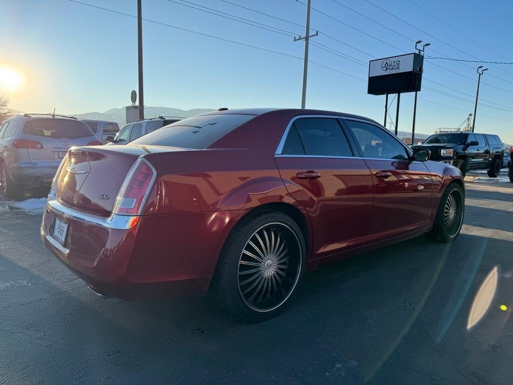 Chrysler 300  2013