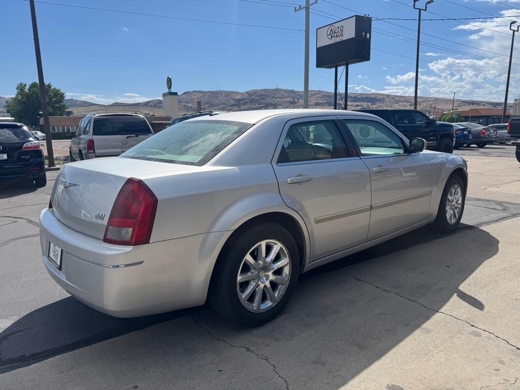 Chrysler 300  2007