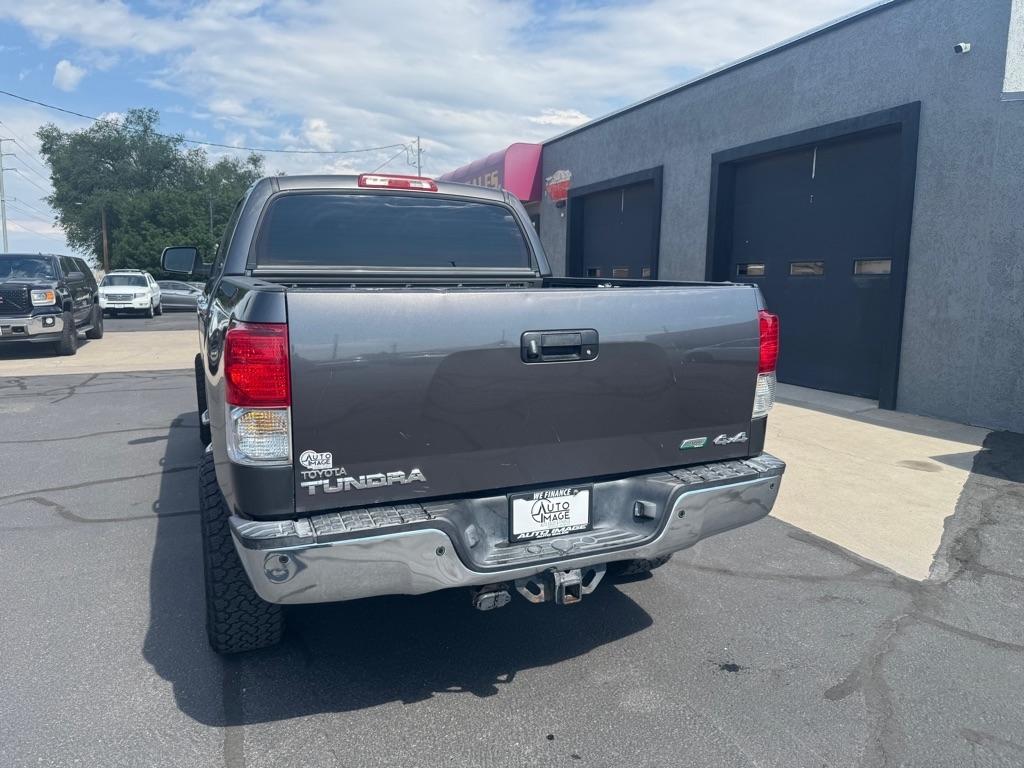 Toyota Tundra  2012