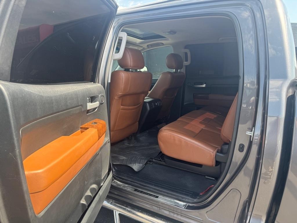 Toyota Tundra  2012