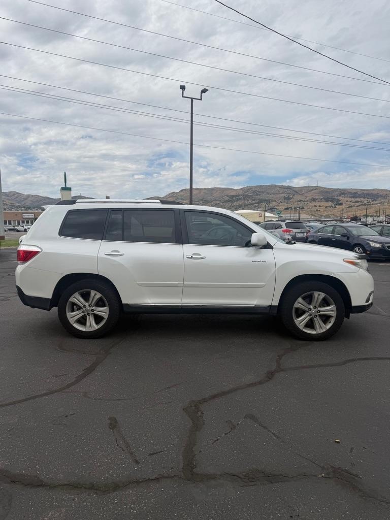 Toyota Highlander  2012