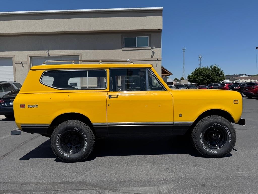 International Scout  1975