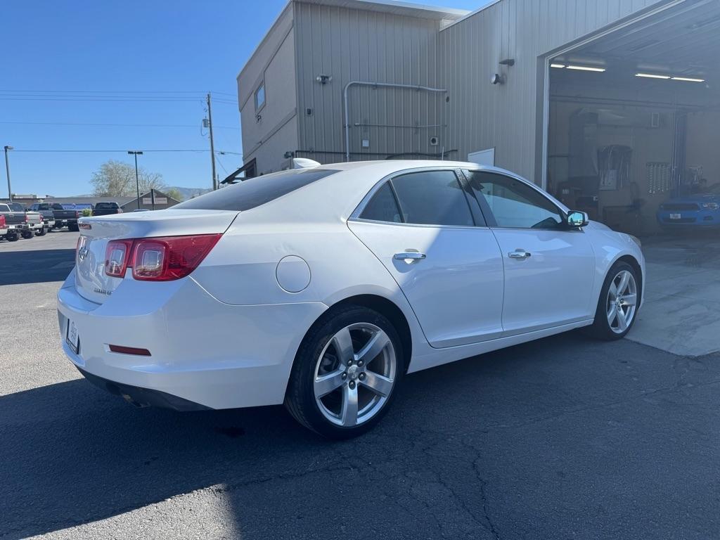 Chevrolet Malibu  2015
