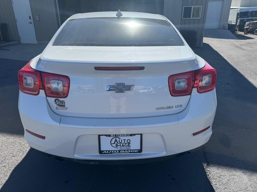 Chevrolet Malibu  2015