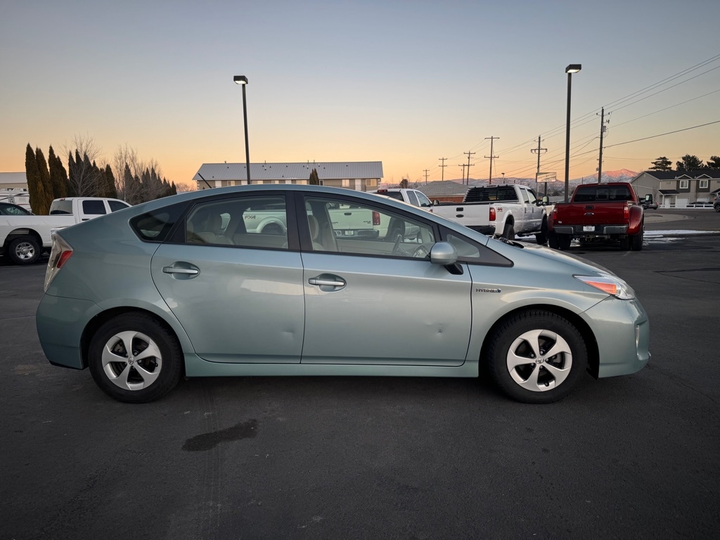 Toyota Prius  2014