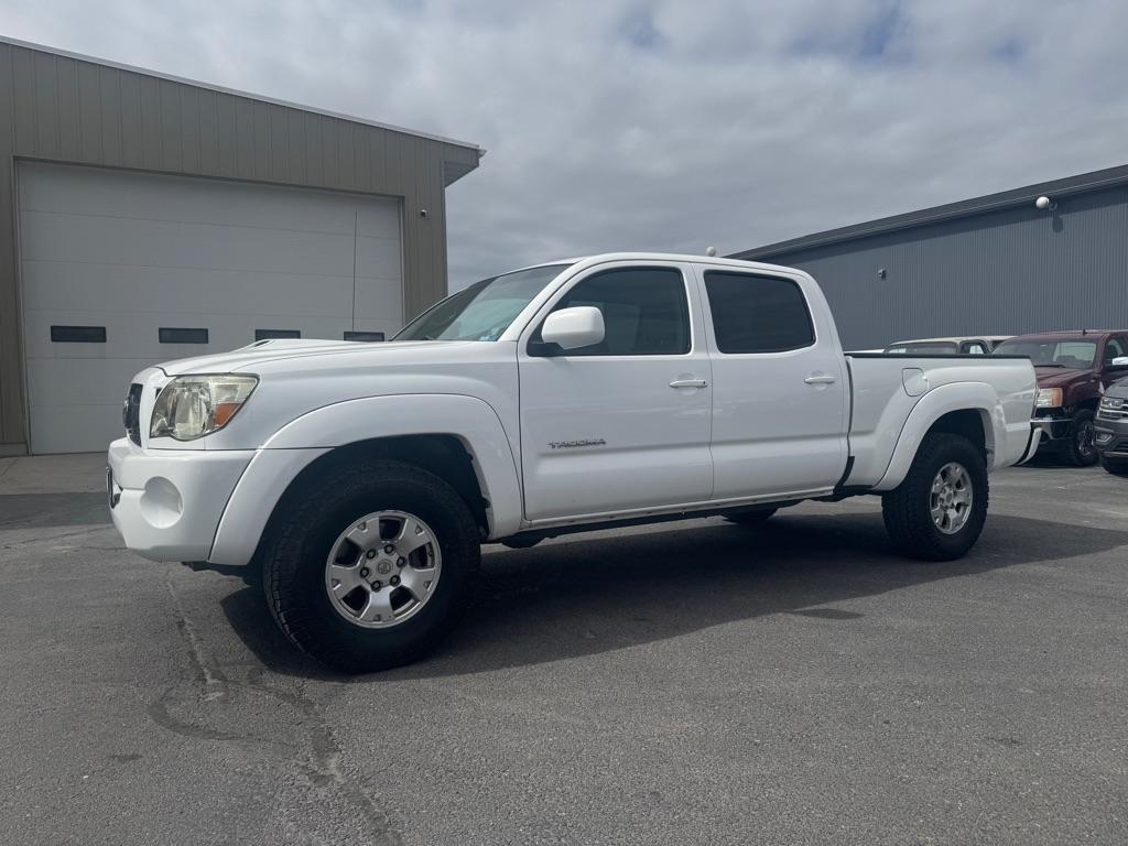 2011 Toyota Tacoma DOUBLE CAB LONG