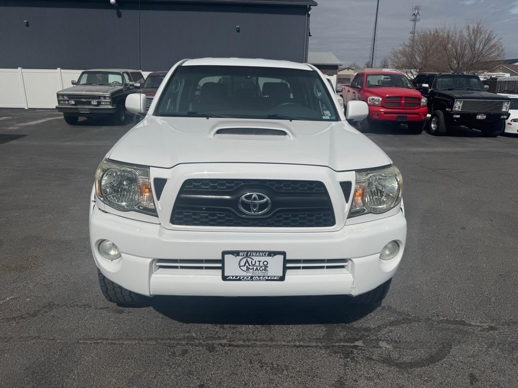 Toyota Tacoma  2011