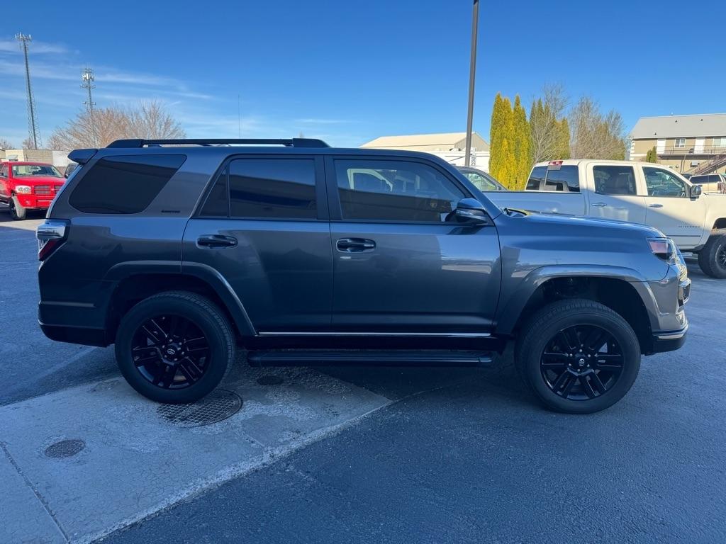 Toyota 4Runner  2020