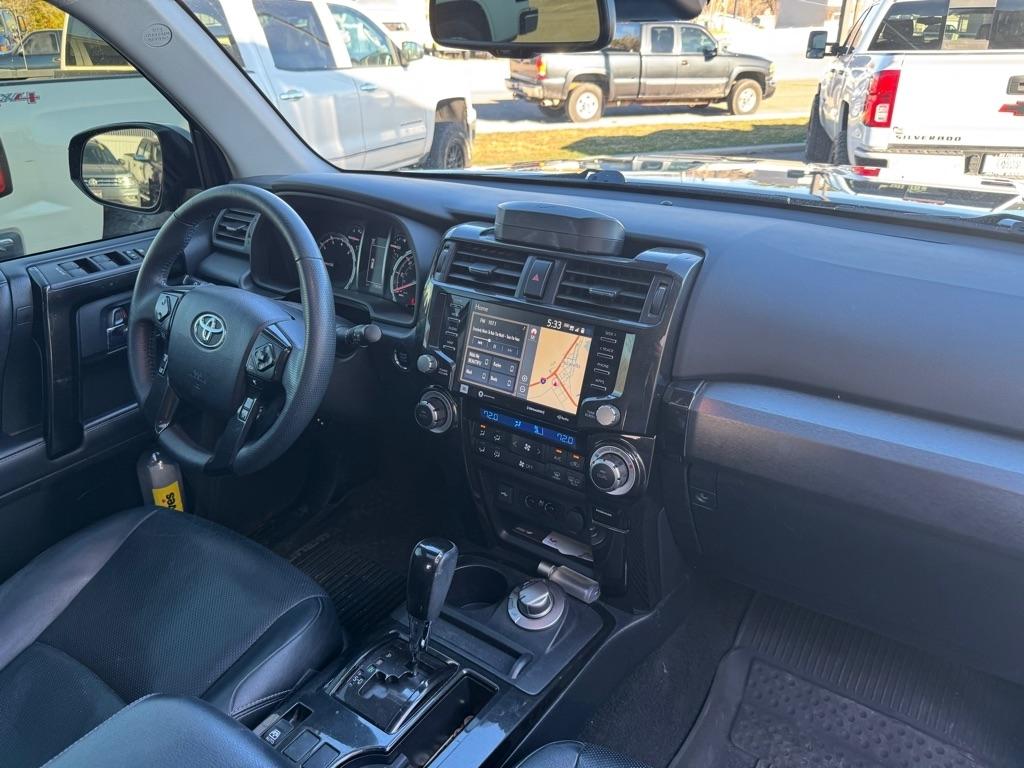 Toyota 4Runner  2020