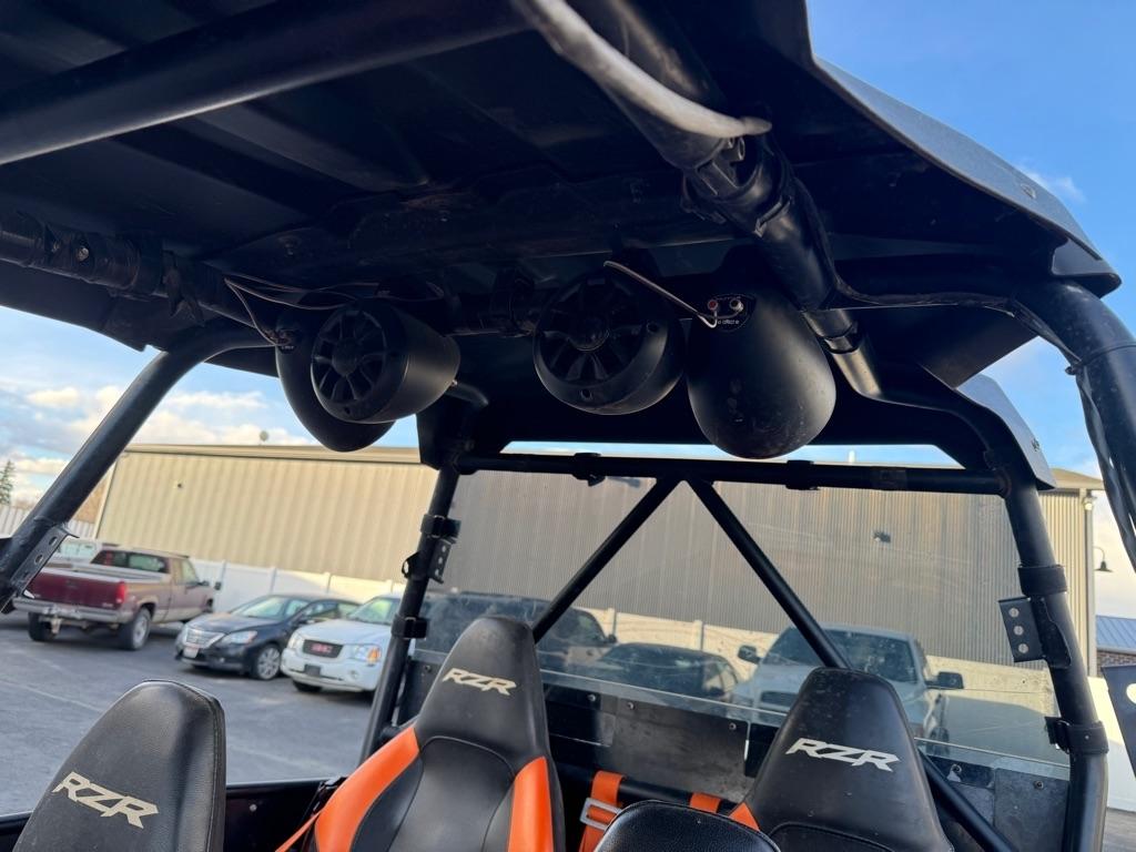 Polaris Unknown  2014