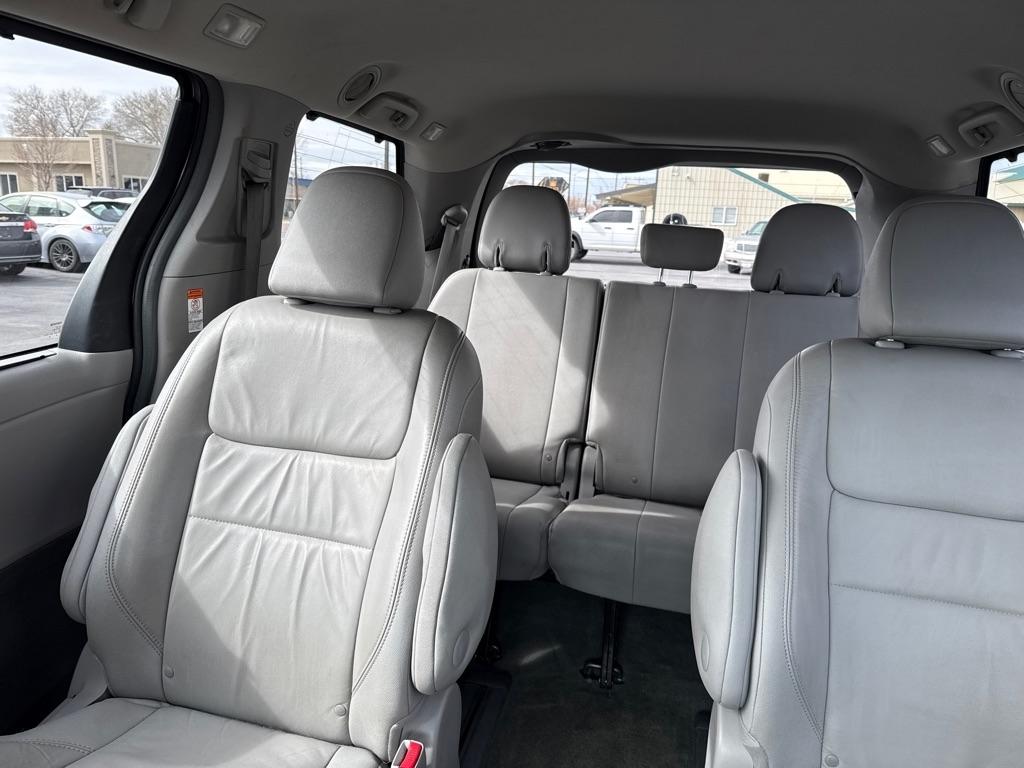 Toyota Sienna  2015