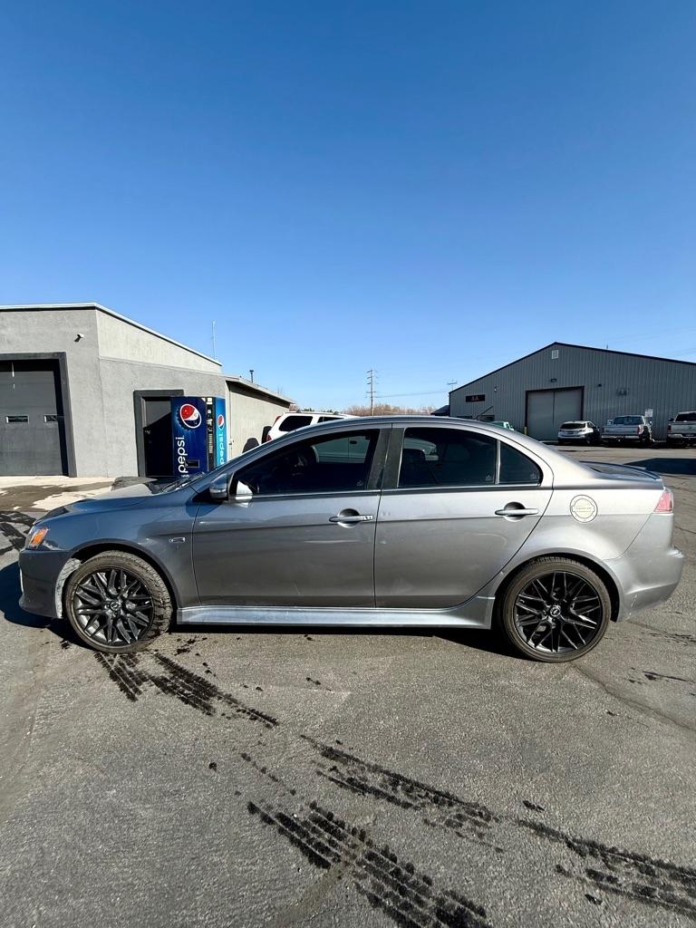 Mitsubishi Lancer  2017