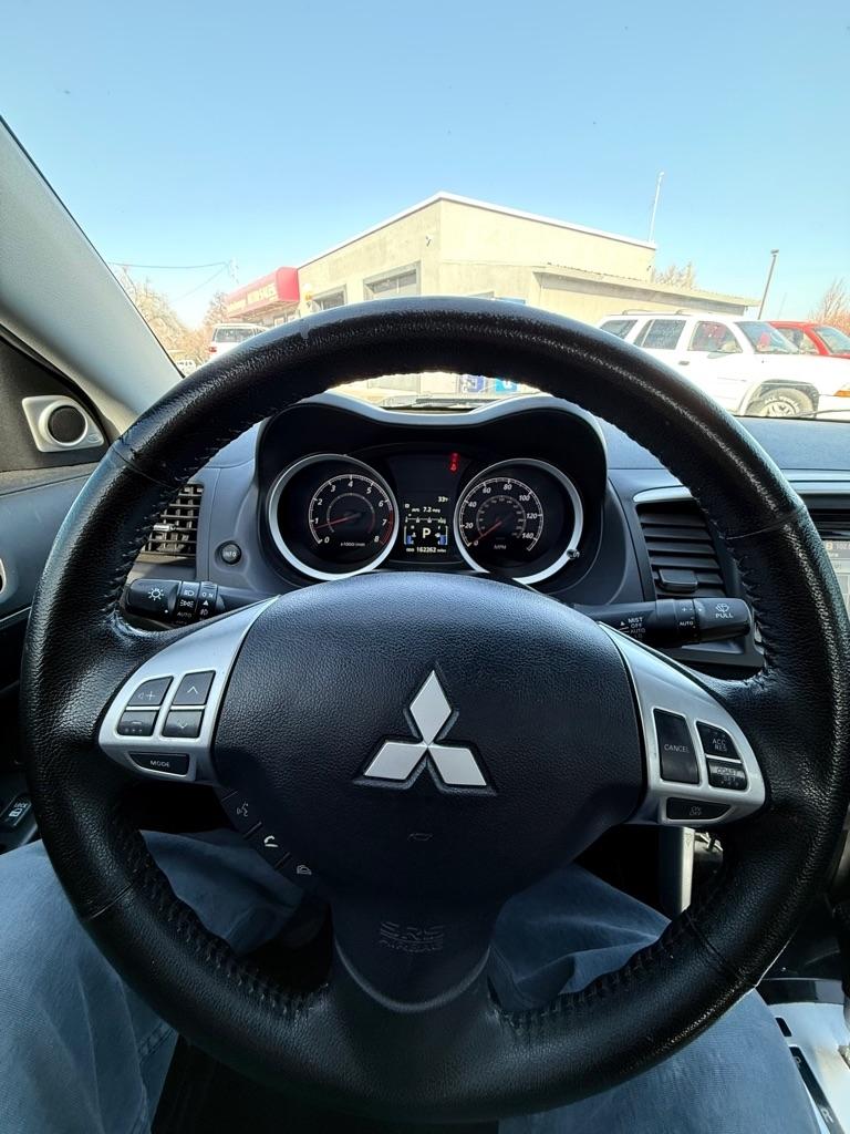 Mitsubishi Lancer  2017