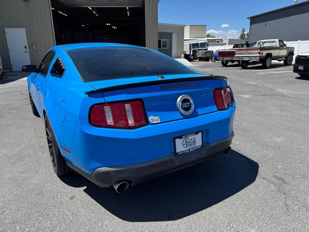 Ford Mustang  2012