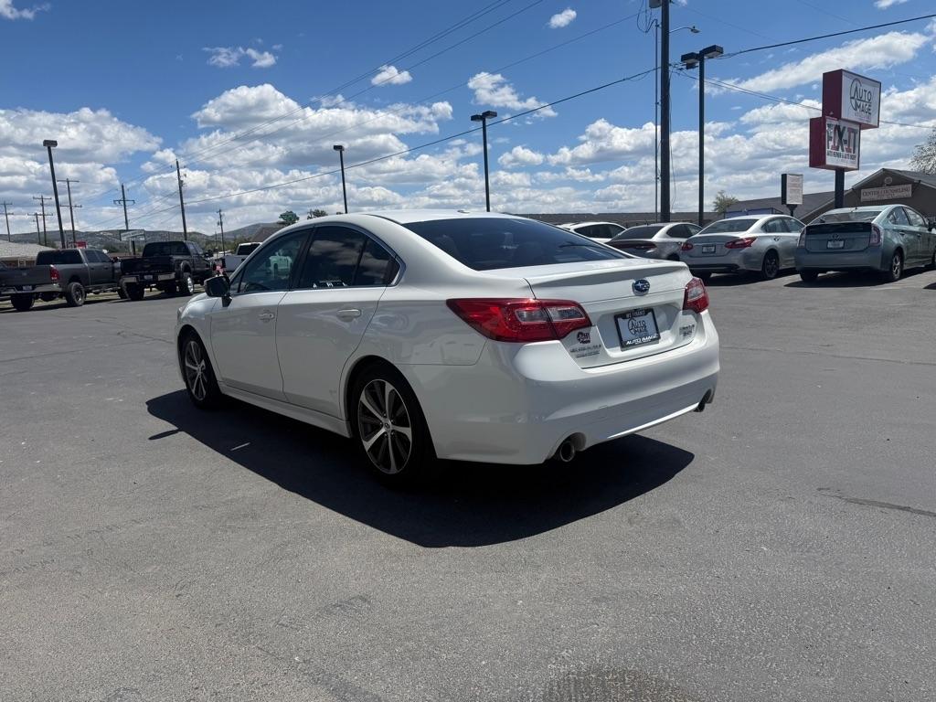 Subaru Legacy  2015