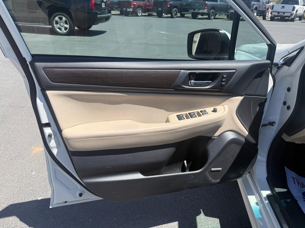 Subaru Legacy  2015