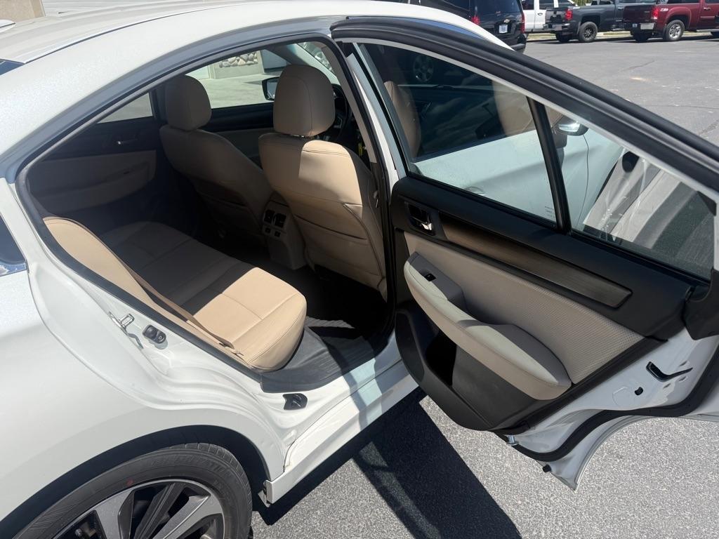 Subaru Legacy  2015