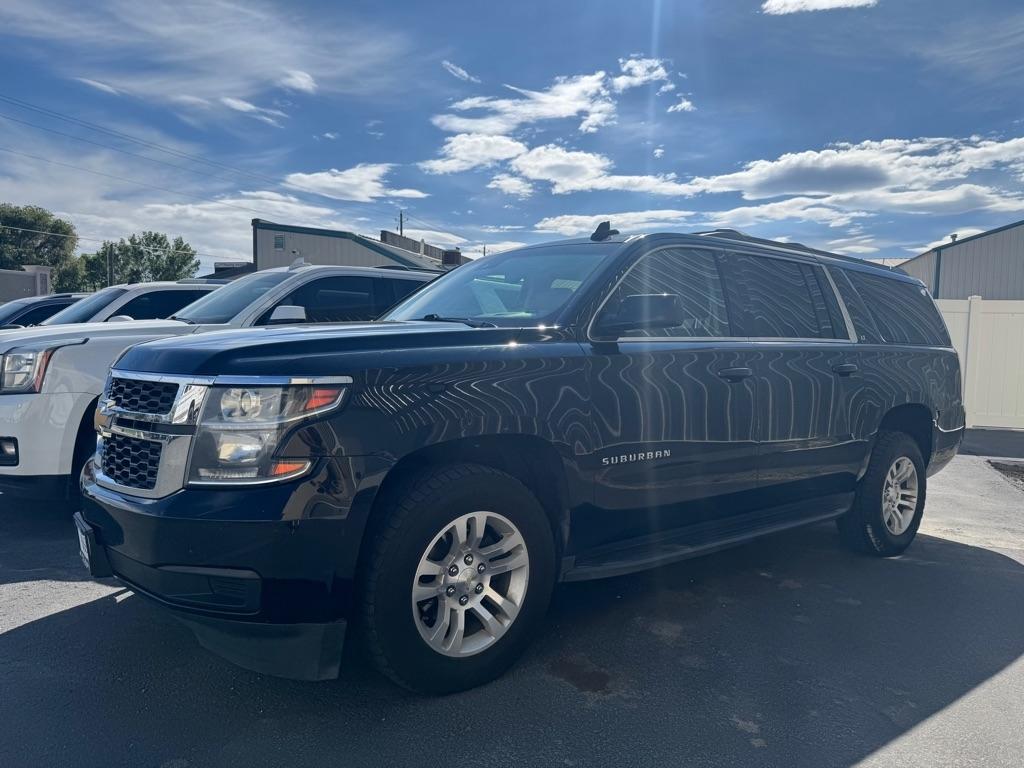 Chevrolet Suburban  2018