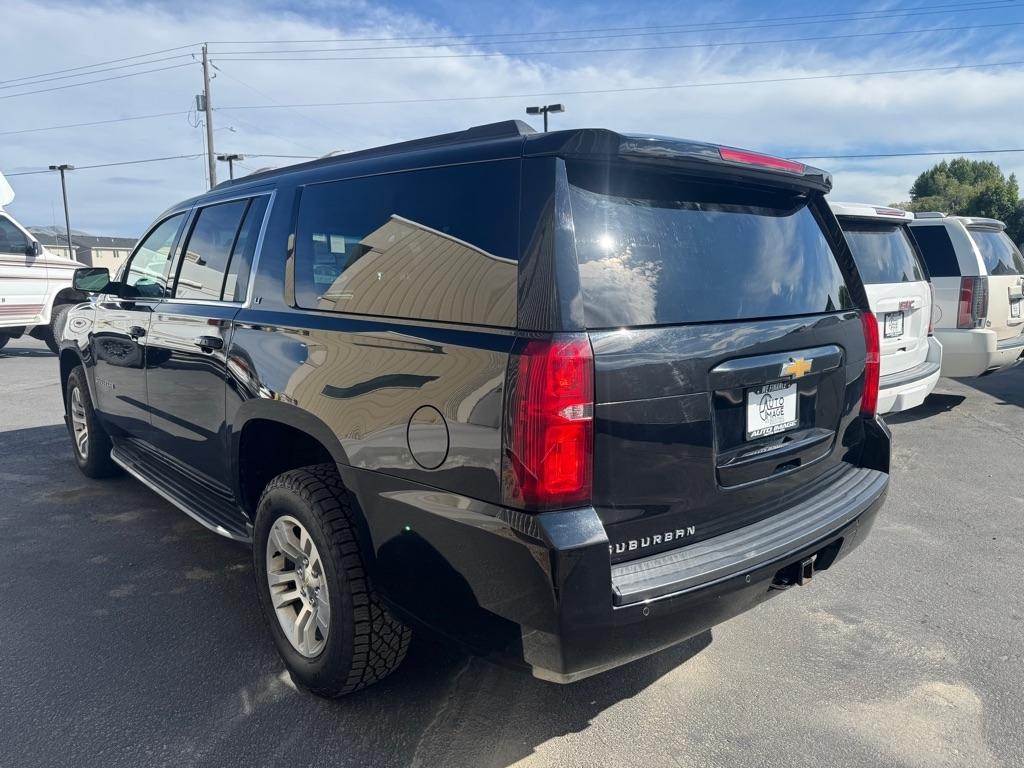 Chevrolet Suburban  2018