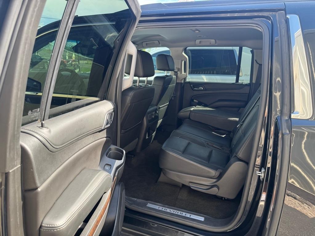 Chevrolet Suburban  2018