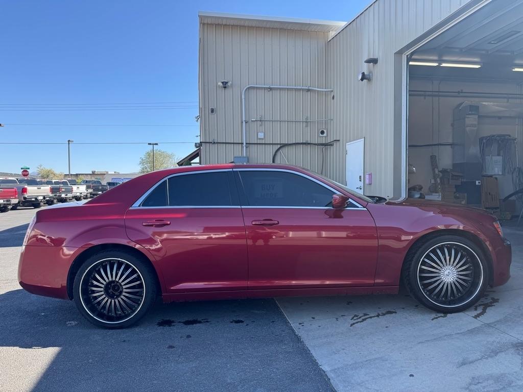 Chrysler 300  2013