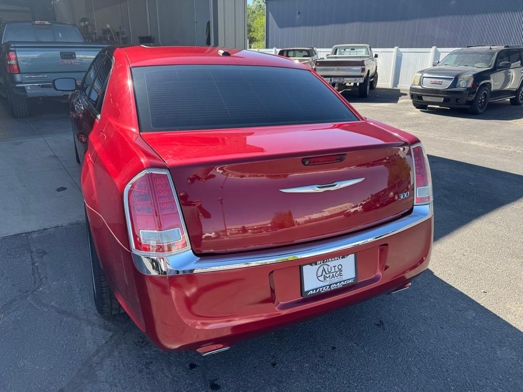 Chrysler 300  2013