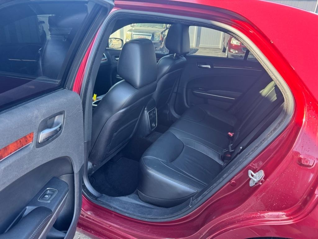 Chrysler 300  2013
