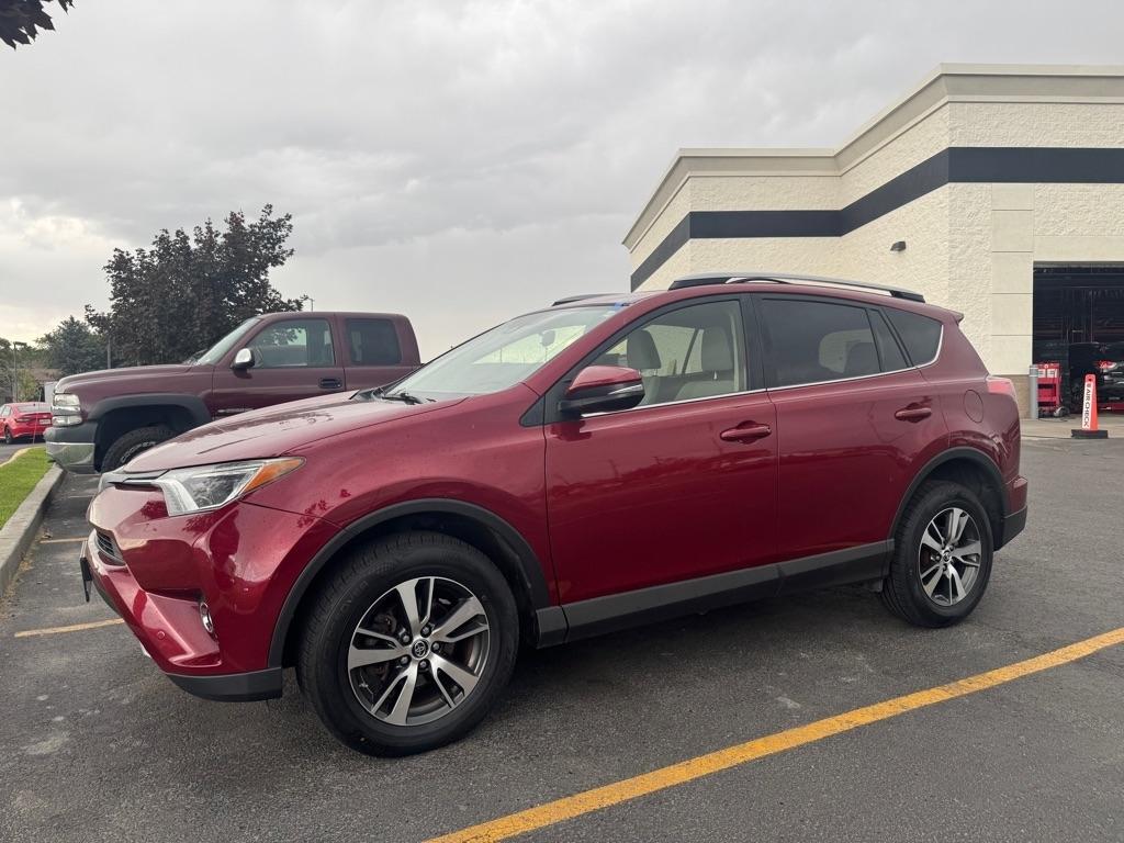 Toyota RAV4  2018