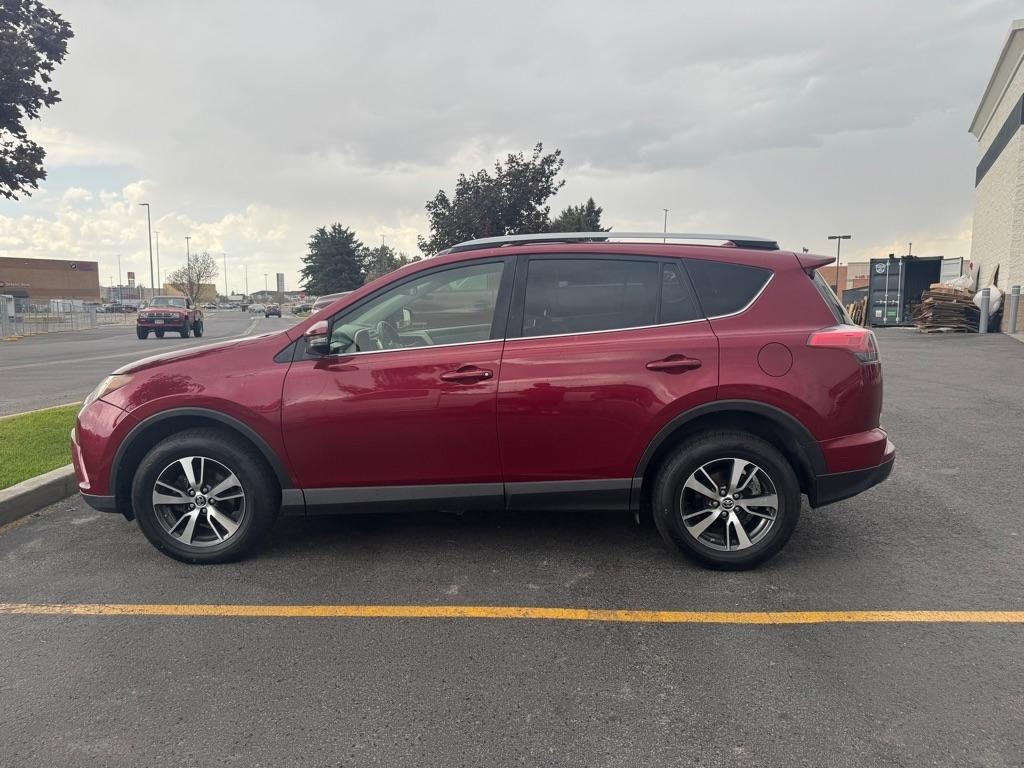 Toyota RAV4  2018