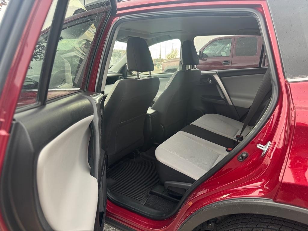 Toyota RAV4  2018