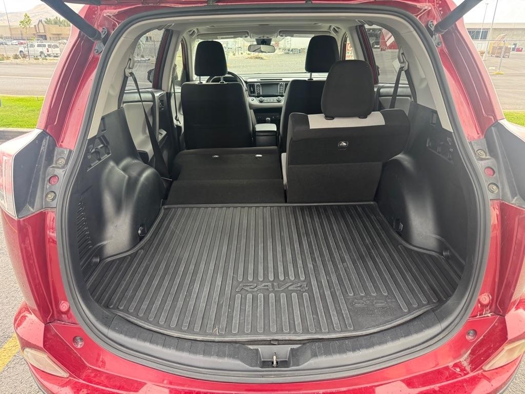 Toyota RAV4  2018
