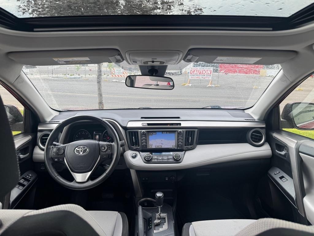 Toyota RAV4  2018