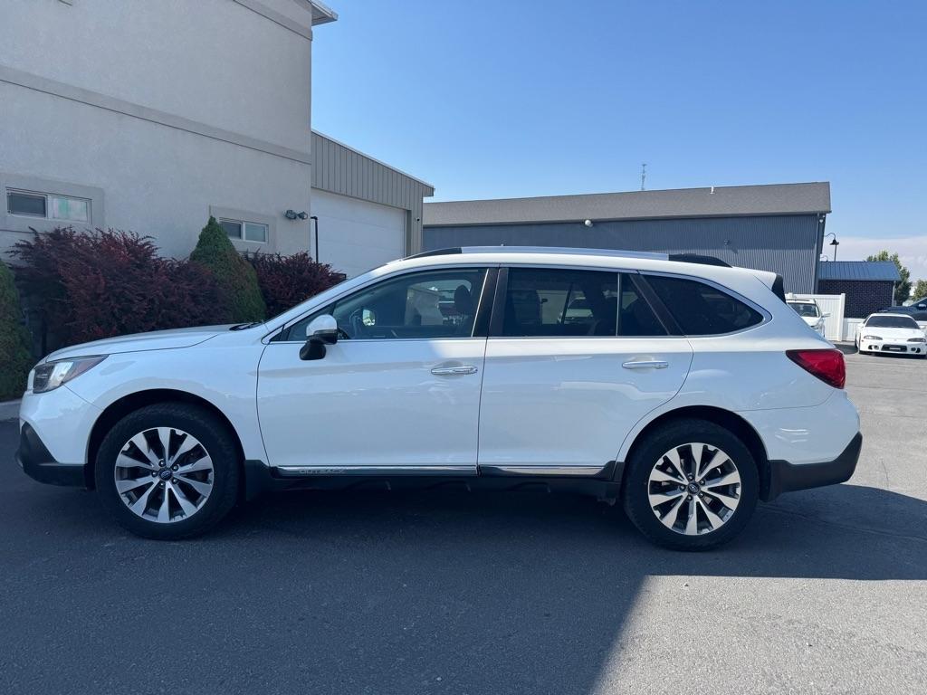 2018 Subaru Outback TOURING
