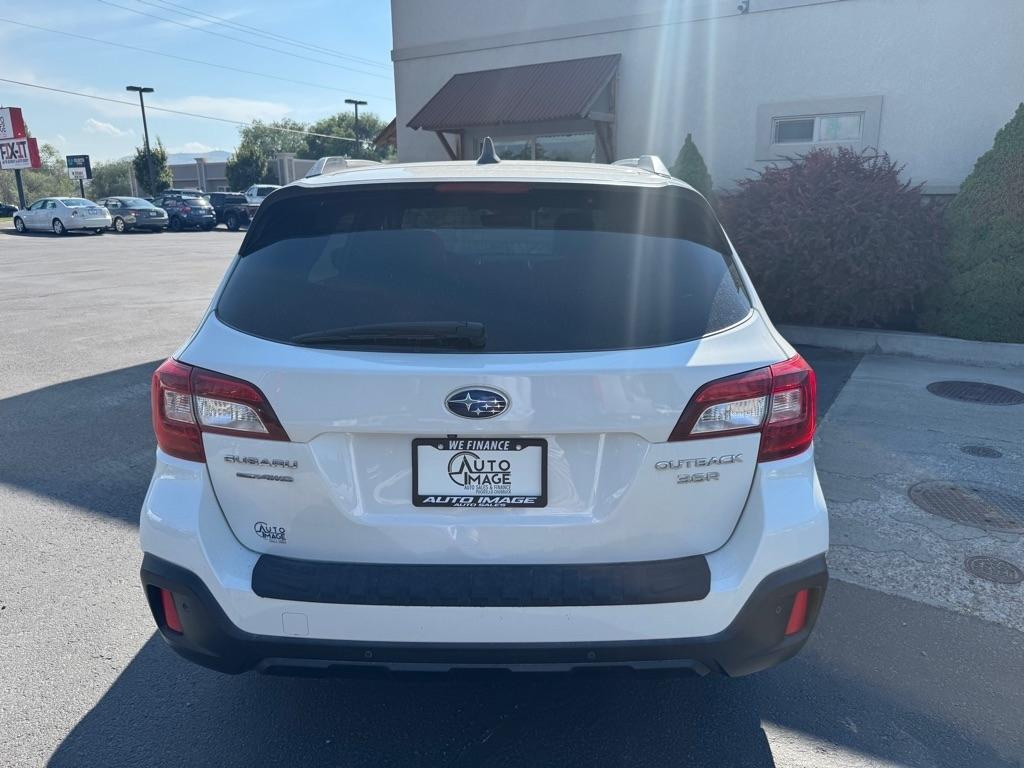 Subaru Outback  2018