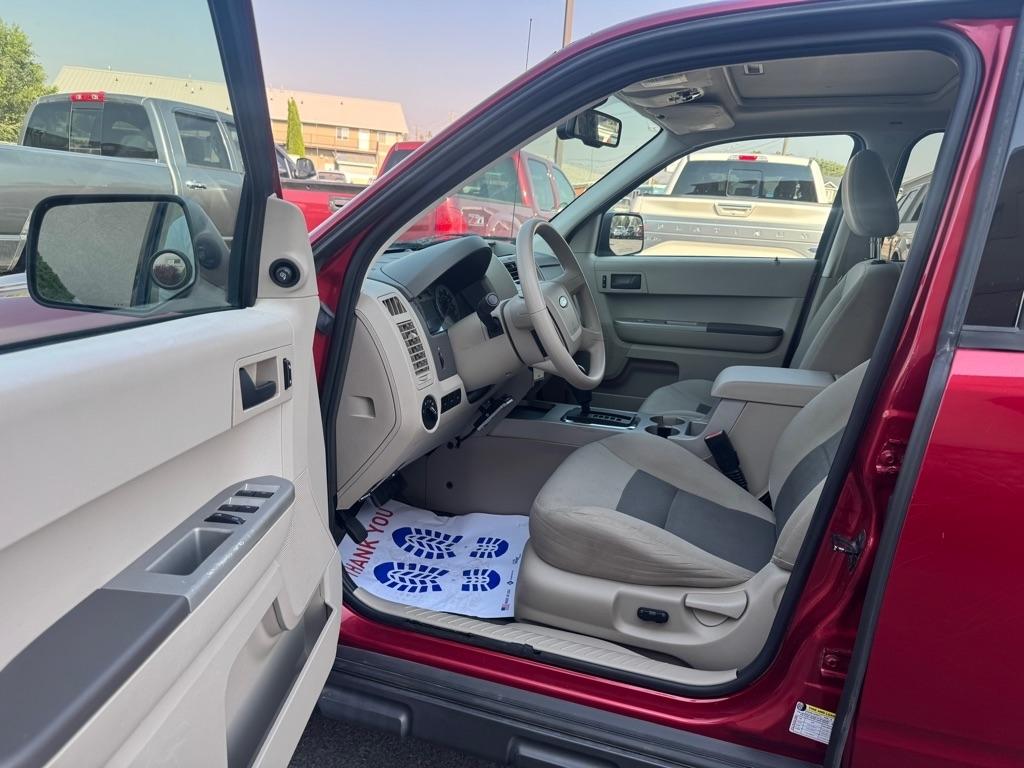 Ford Escape  2008
