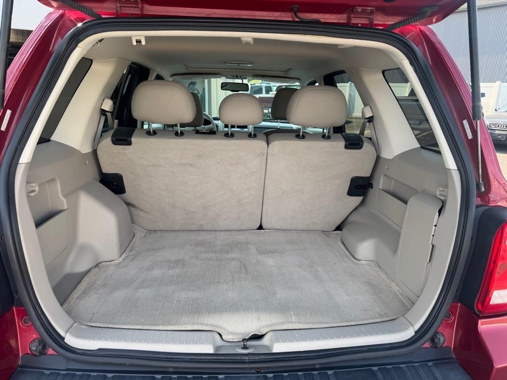 Ford Escape  2008