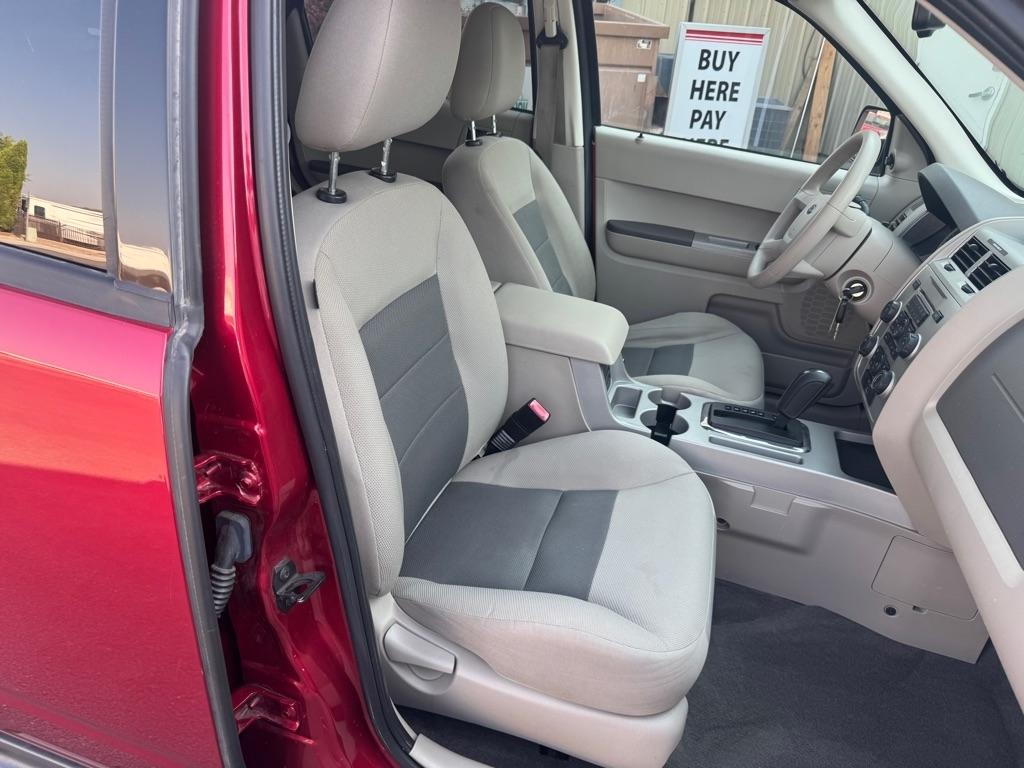 Ford Escape  2008